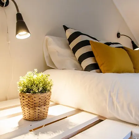 Alfama Charming Mezzanine T1+1 *